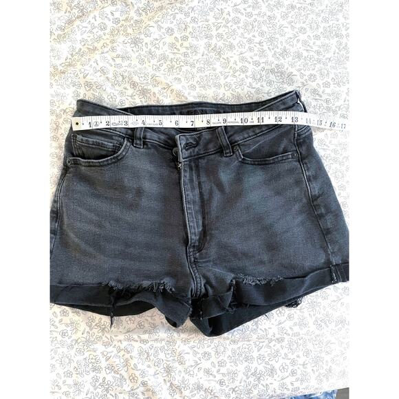 American Eagle Black Distressed Denim Shorts Women’s Size 6 - Picture 3 of 7